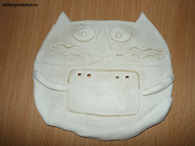 Поделка из соленого теста «Записочный кот»: Лепим кота