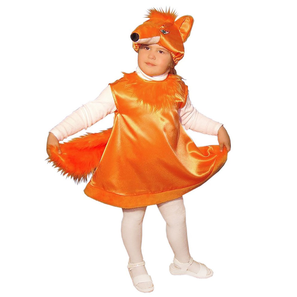 Девочка в костюме лисы