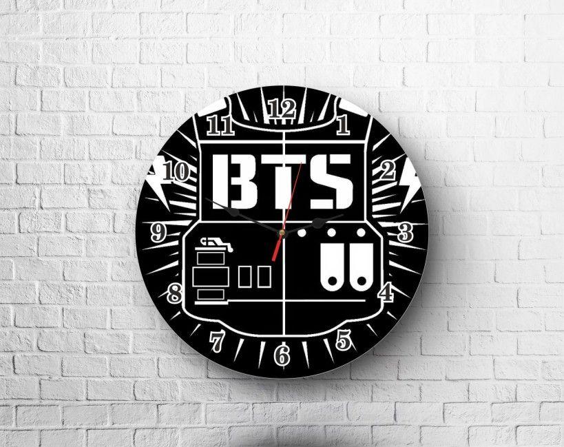 Bts clock. BTS часы. BTS атрибутика. Часики BTS. Виниловые часы BTS.