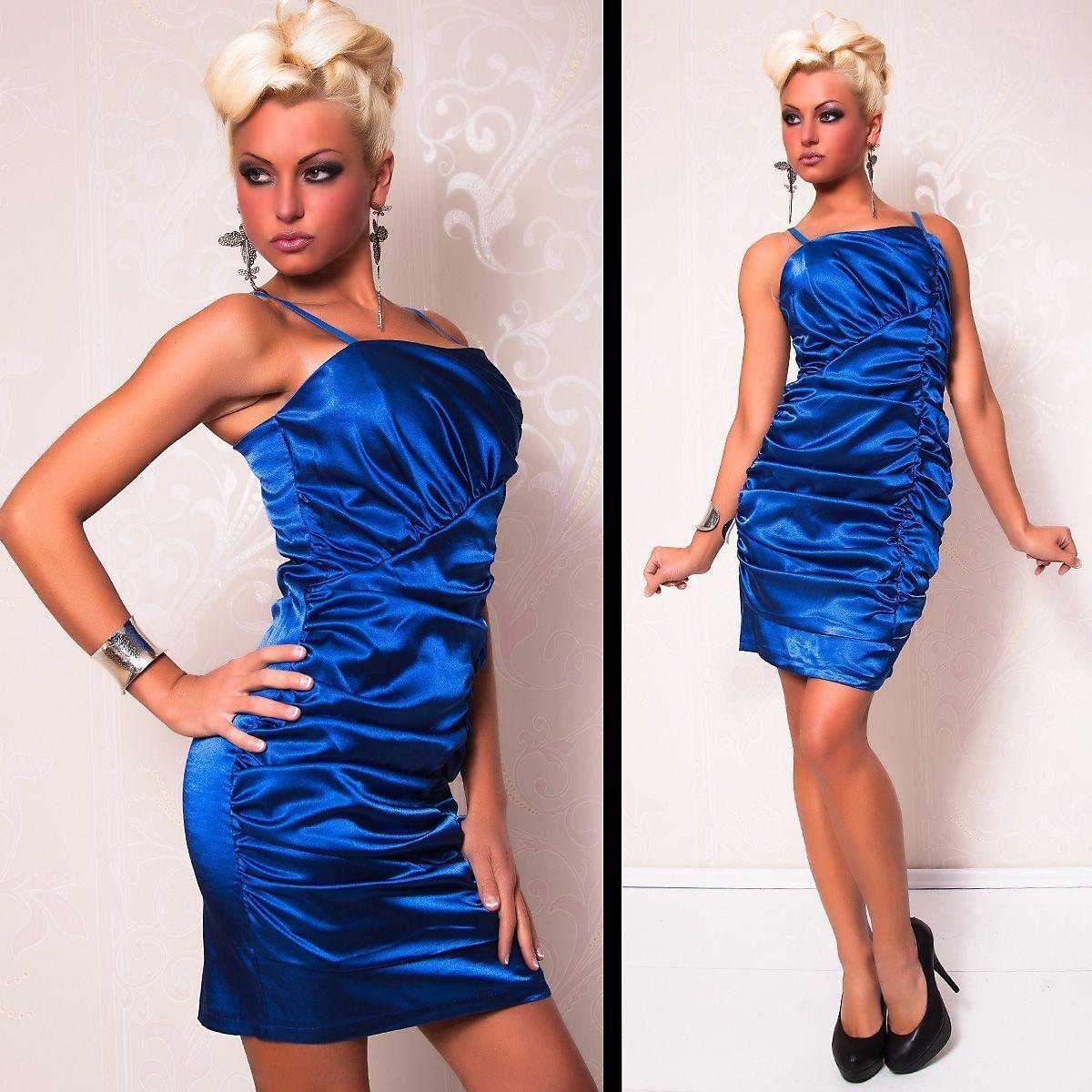 Синее атласное платье