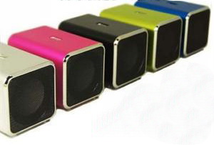 Комплект: Music Angel JH-MD05B + сетевой адаптер USB + карта памяти Micro SD 2Gb - фото